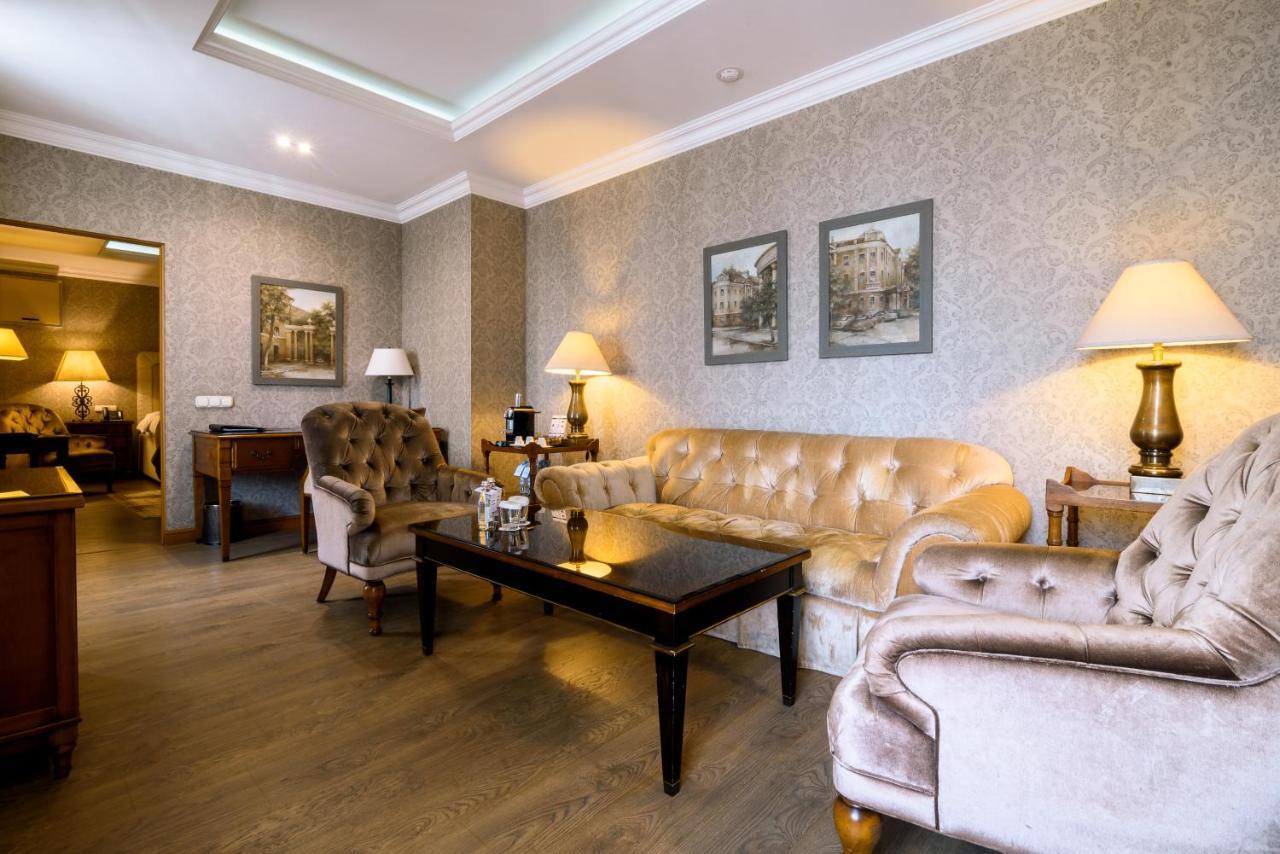 Cosmonaut Otel Karagandy Dış mekan fotoğraf