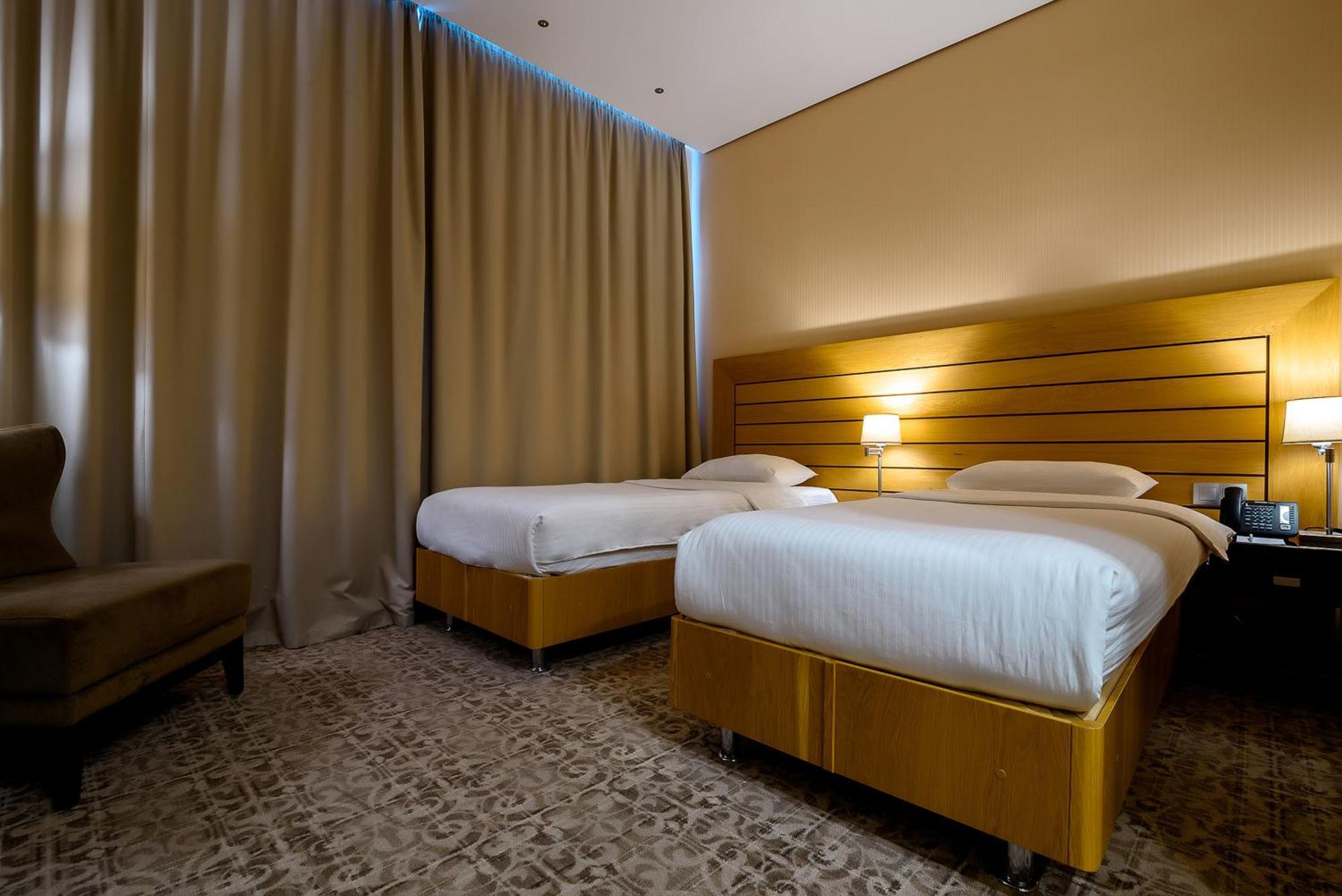 Cosmonaut Otel Karagandy Dış mekan fotoğraf