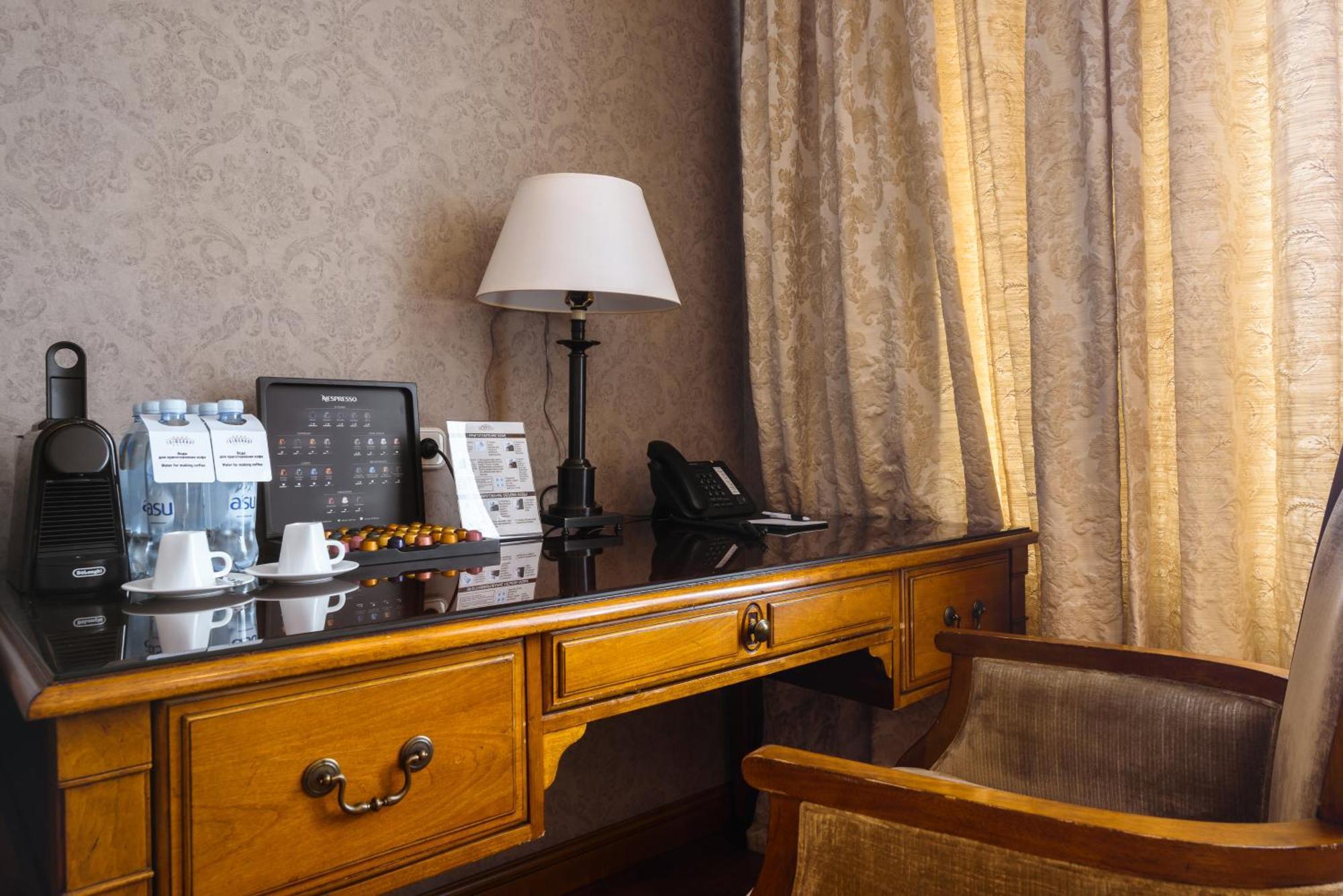 Cosmonaut Otel Karagandy Dış mekan fotoğraf